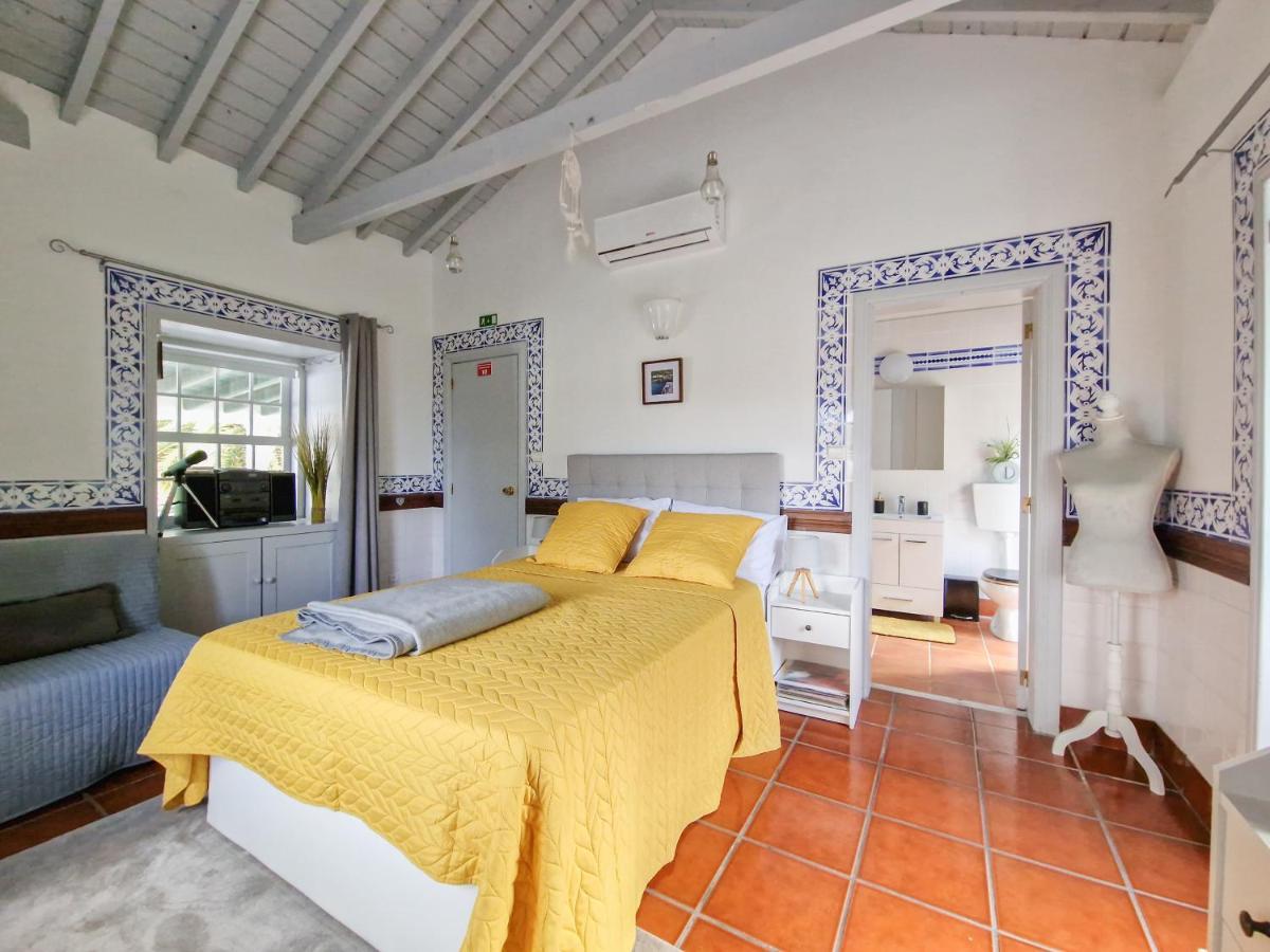 Loving Strangers Hostel Madalena  Esterno foto