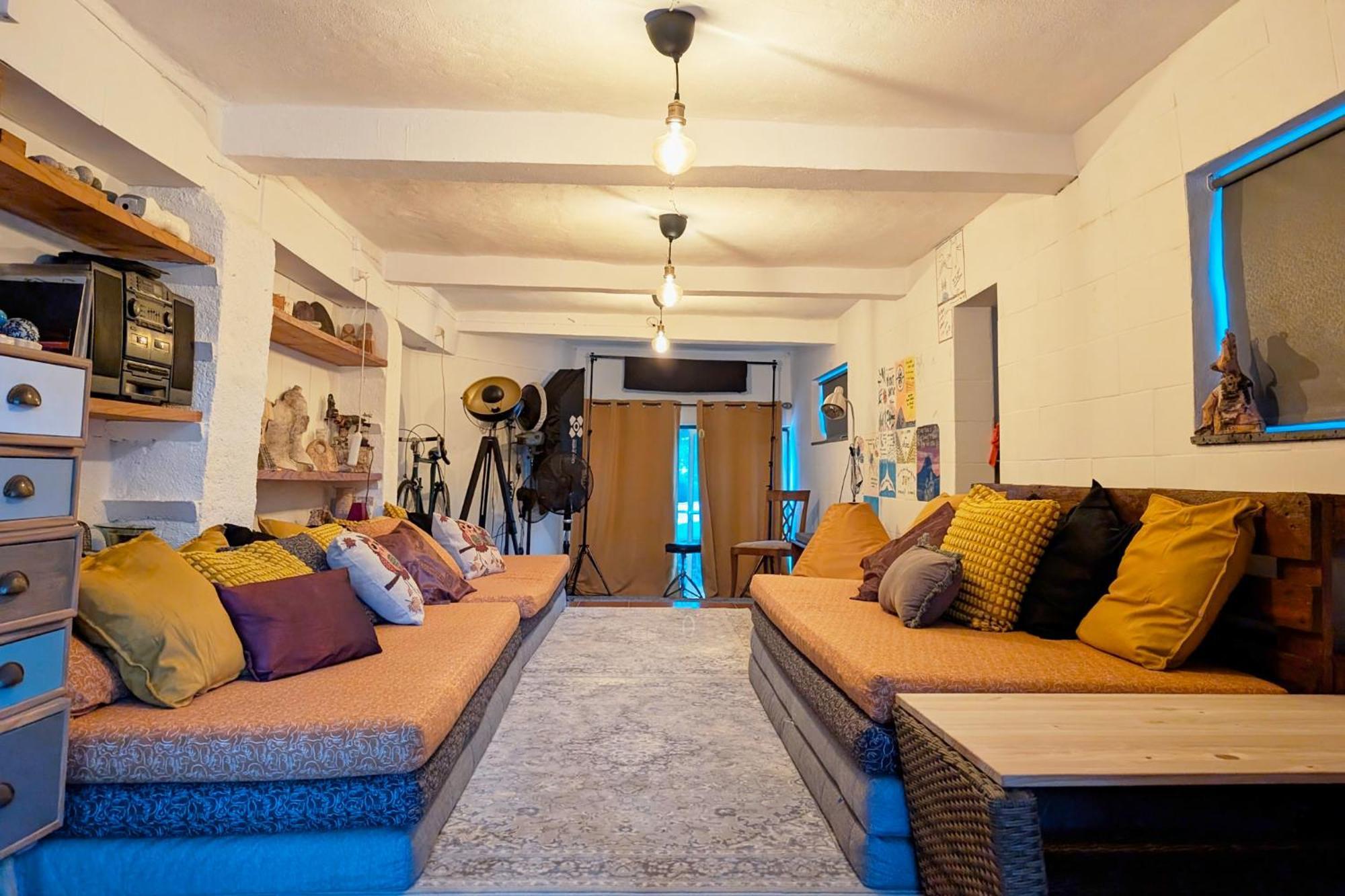 Loving Strangers Hostel Madalena  Esterno foto
